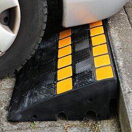 Kerb ramp